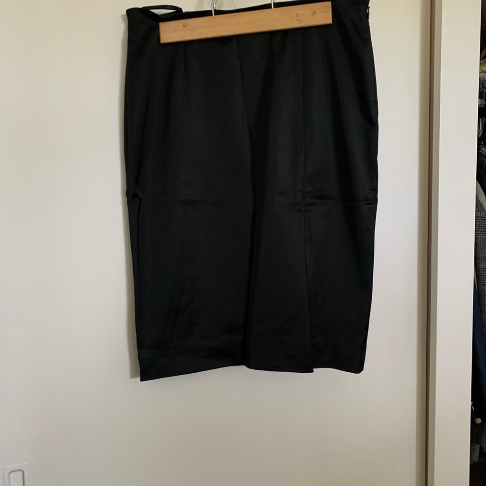 White house black market silk skirt size 2
